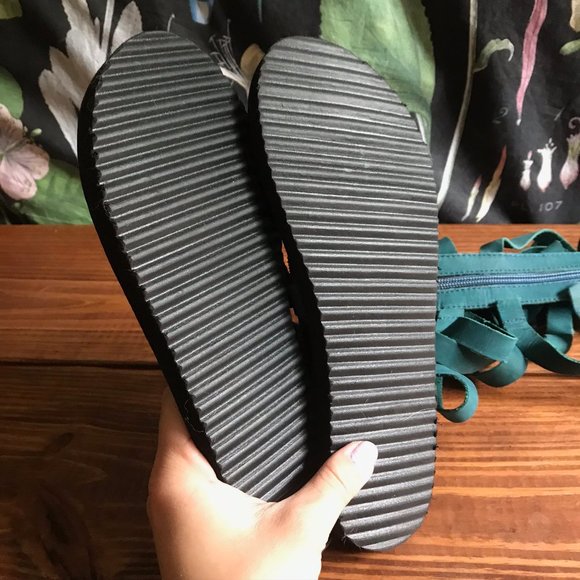 Free People Cynder Gladiator Sandal - Picture 6 of 10